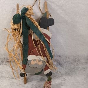 NWOT Santa door decoration